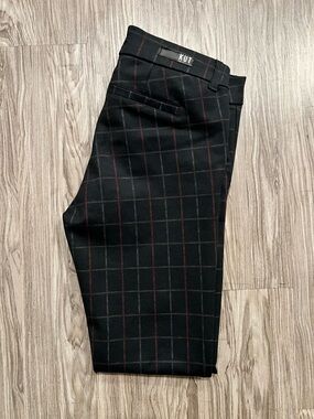Kut from the Kloth Navy Plaid Skinny Pants with Subtle Red Windowpane